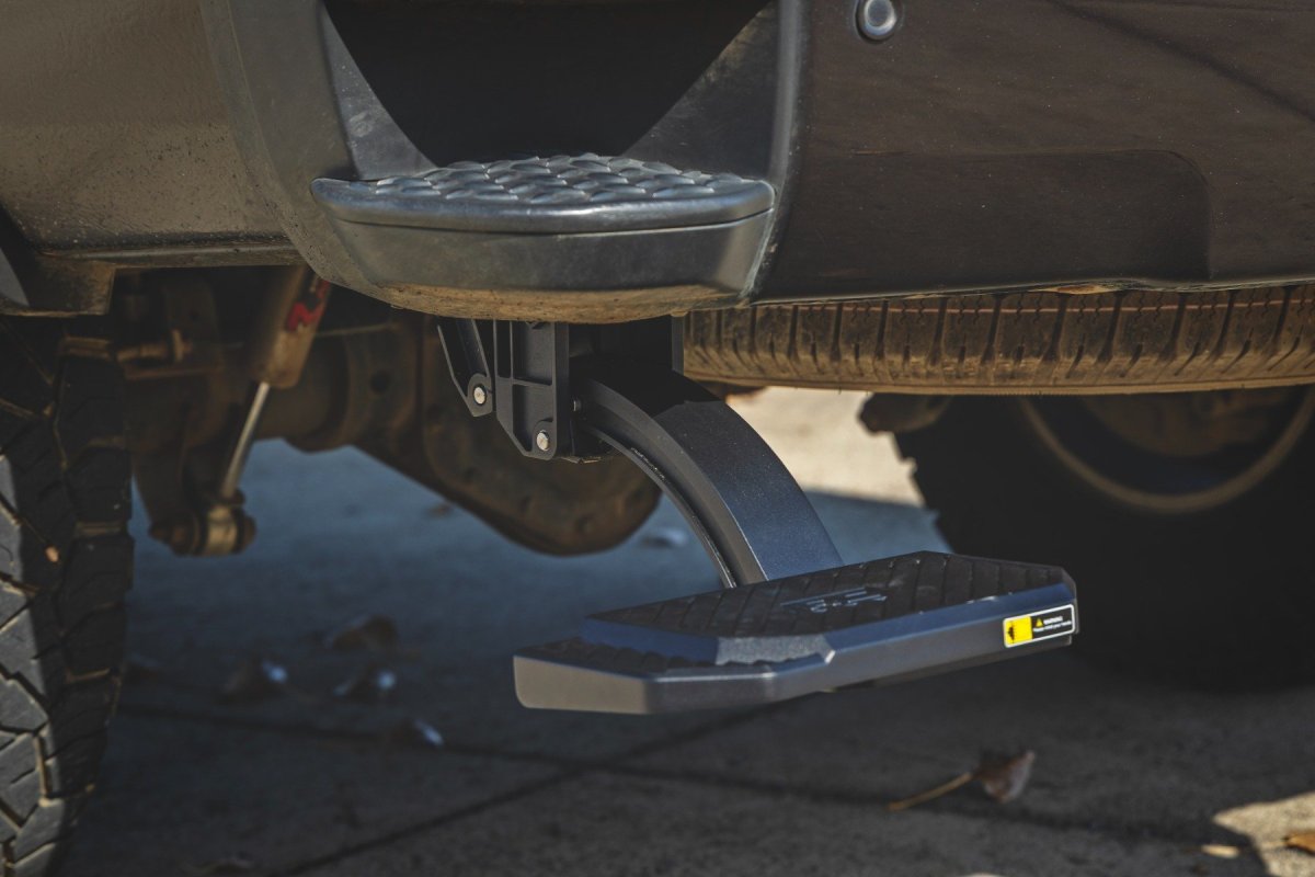 Chevrolet Silverado 3500 HD Retractable Bed Step - Rough Country - Manual, Retractable, 5-Inch Drop - '15-'19